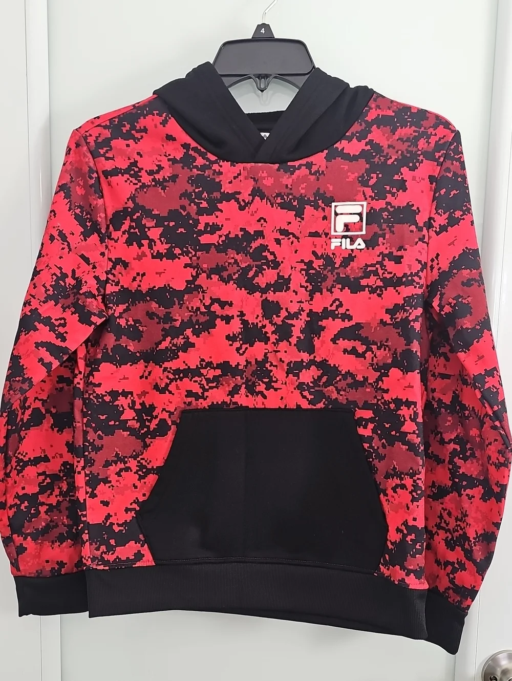 Fila Boys Pullover Hoodie Size L (12)
